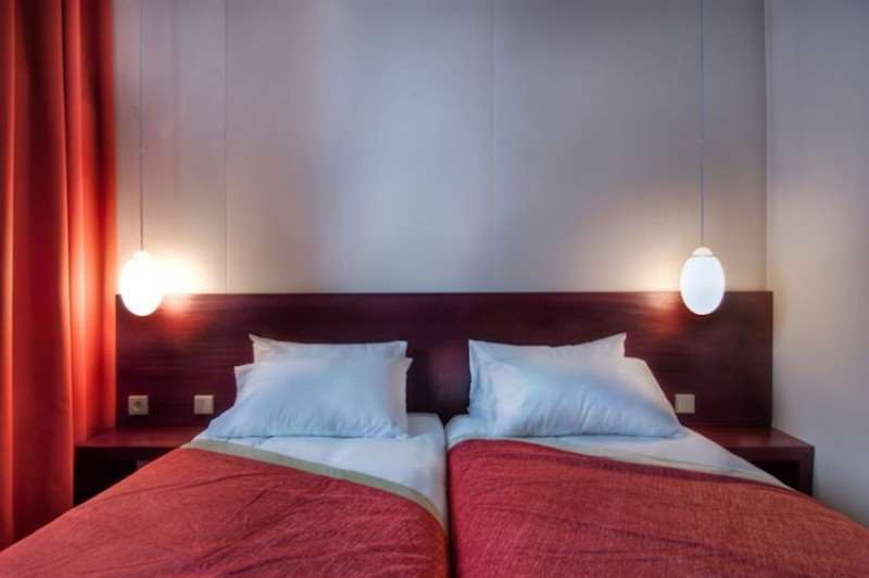Greet Billancourt Paris Hotel 3*